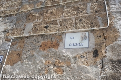 Barbarano Romano - Due cugini trovati morti in casa