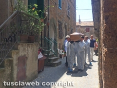 Barbarano Romano - Due cugini trovati morti in casa