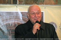 Il vescovo Lino Fumagalli