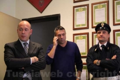 Rubano profumi, due ragazze arrestate