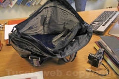 Rubano profumi, due ragazze arrestate