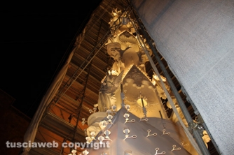 Santa Rosa - Gloria si illumina di immenso