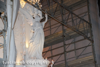 Santa Rosa - Gloria si illumina di immenso