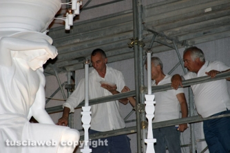 Santa Rosa - Gloria si illumina di immenso