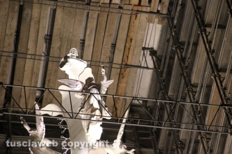 Santa Rosa - Gloria si illumina di immenso