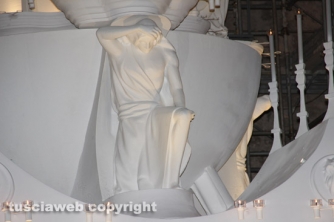 Santa Rosa - Gloria si illumina di immenso