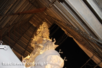 Santa Rosa - Gloria si illumina di immenso