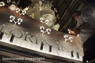 Santa Rosa - Gloria si illumina di immenso