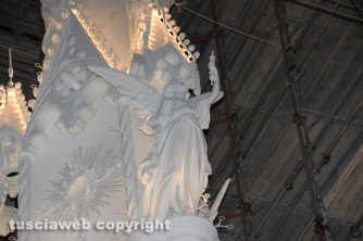 Santa Rosa - Gloria si illumina di immenso