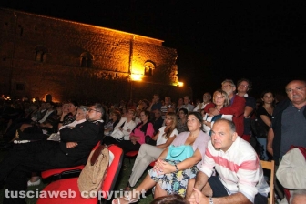 Tuscania - E' Sgarbi show