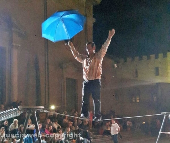 Caffeina - Ed è subito circo