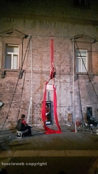 Caffeina - Ed è subito circo