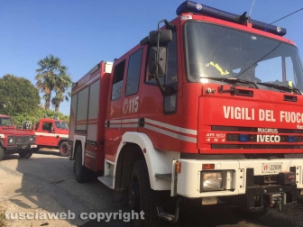 Ennesimo incendio a Ponte di Cetti