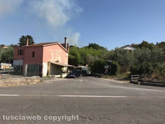 Ennesimo incendio a Ponte di Cetti