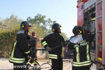 Ennesimo incendio a Ponte di Cetti
