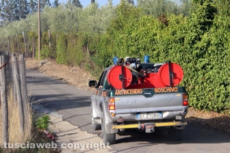 Ennesimo incendio a Ponte di Cetti