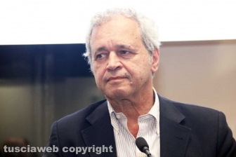 Enrico Mentana ai Pirati della bellezza