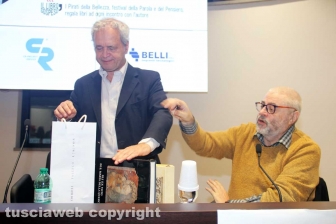 Enrico Mentana ai Pirati della bellezza