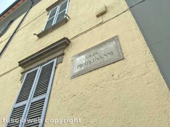 Erba alta tra via del Massaro e via Pietro Vanni