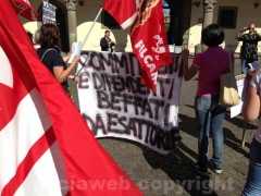 Esattorie, la protesta dei lavoratori a piazza del Comune