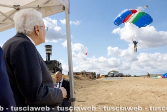 Il presidente Sergio Mattarella al poligono di Monte Romano