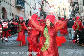 Ronciglione - Carnevale 2018 - Sfilano carri e maschere