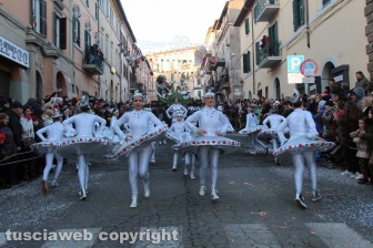 Ronciglione - Carnevale 2018 - Sfilano carri e maschere
