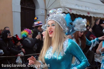 Ronciglione - Carnevale 2018 - Sfilano carri e maschere