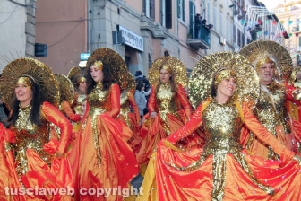 Ronciglione - Carnevale 2018 - Sfilano carri e maschere