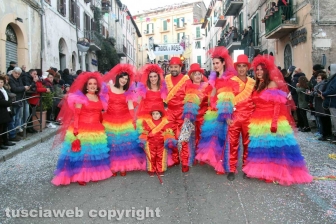 Ronciglione - Carnevale 2018 - Sfilano carri e maschere