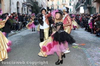 Ronciglione - Carnevale 2018 - Sfilano carri e maschere