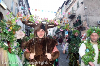 Ronciglione - Carnevale 2018 - Sfilano carri e maschere