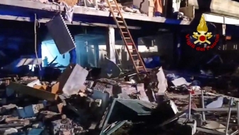 Esplosione a San Lorenzo Nuovo in una struttura per migranti