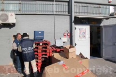 Tentato furto all\'Unieuro