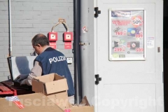 Tentato furto all\'Unieuro