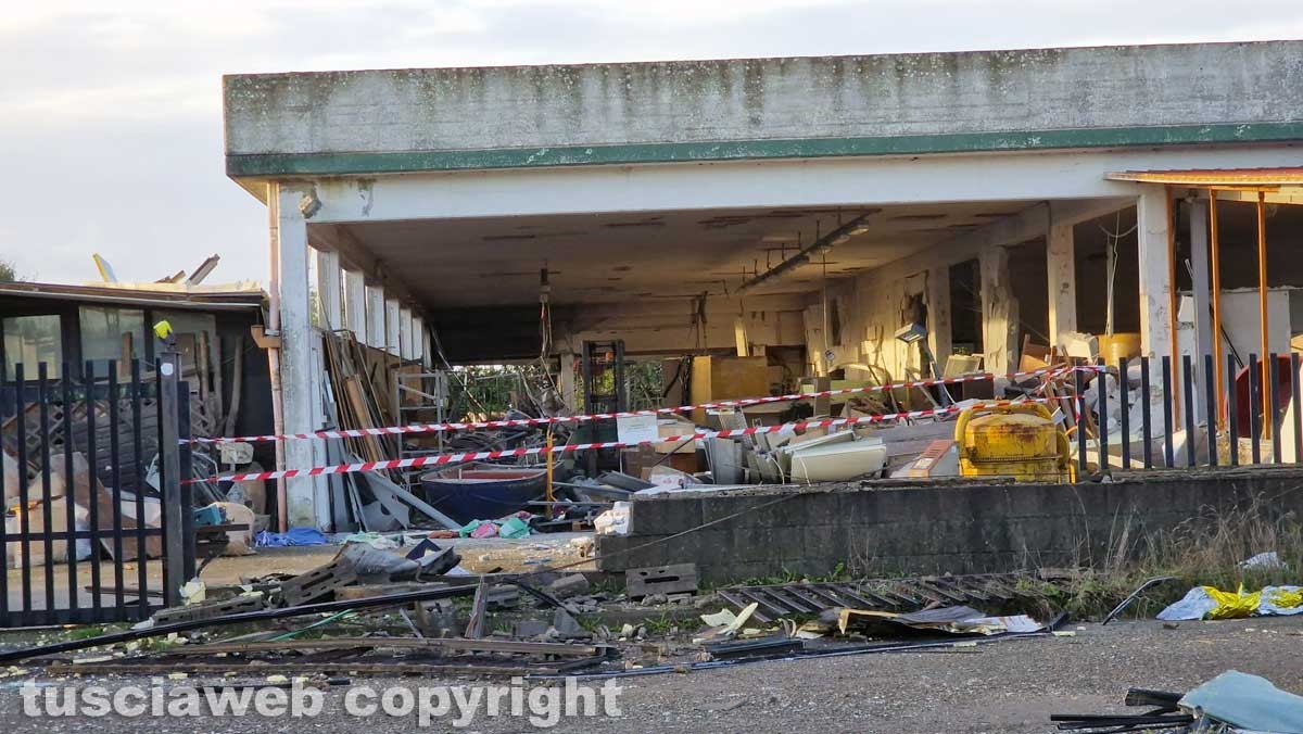 Esplosione a San Lorenzo Nuovo in una struttura per migranti