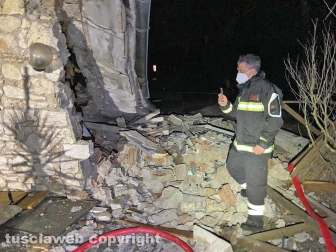 Orte - Esplosione in una villetta