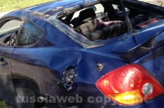L\'auto abbandonata