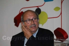 Pierluigi Battista a piazza del Fosso