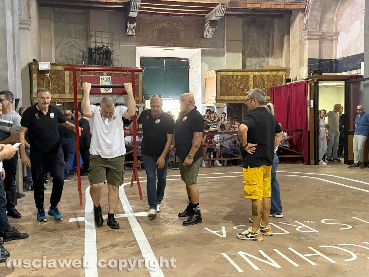 Facchini di santa Rosa - Il primo giorno delle prove di portata
