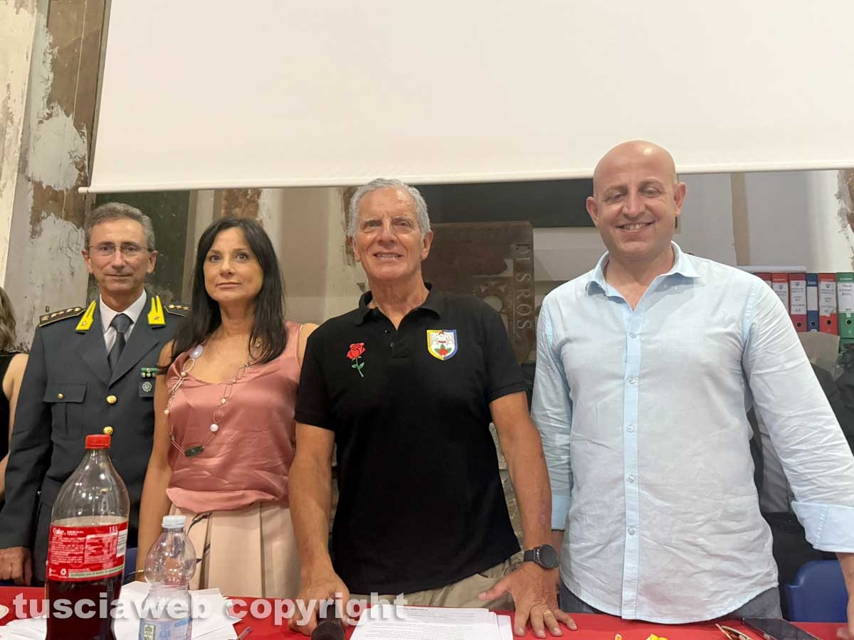 Facchini di santa Rosa - Il primo giorno delle prove di portata
