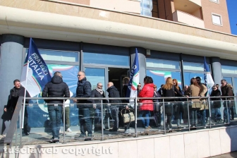 FdI apre la Casa tricolore