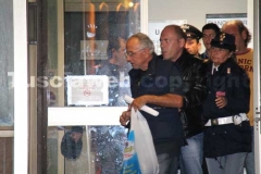 Vincenzo Ventura all\'uscita della questura