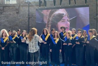 Festa con Valerio Mastandrea a piazza San Lorenzo per 400 neolaureati