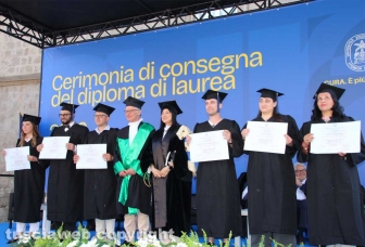 Viterbo - Unitus - Consegna diplomi laureati anno accademico 2025