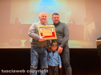 Viterbo - Festa del socio - Consegna targhe ai facchini di Santa Rosa con servizio di trasporto di 30 anni