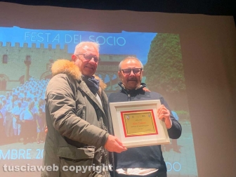 Viterbo - Festa del socio - Consegna targhe ai facchini di Santa Rosa con servizio di trasporto di 15 anni