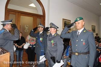 Festa della finanza 2015 - La consegna di encomi ed elogi ai finanzieri meritevoli