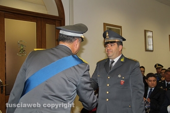 Festa della finanza 2015 - La consegna di encomi ed elogi ai finanzieri meritevoli