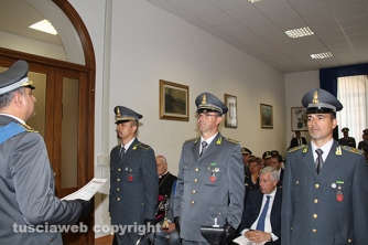 Festa della finanza 2015 - La consegna di encomi ed elogi ai finanzieri meritevoli